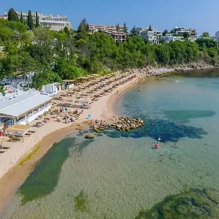 Captain's Island Deluxe צ'רנומורץ